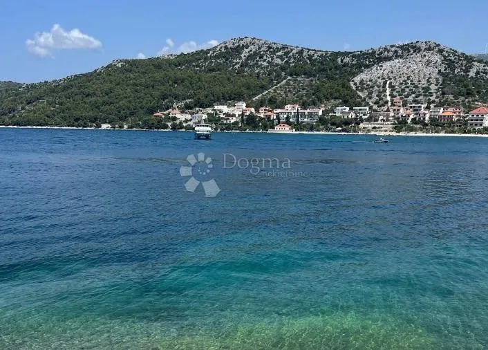 kuća prvi red do mora - slika 27