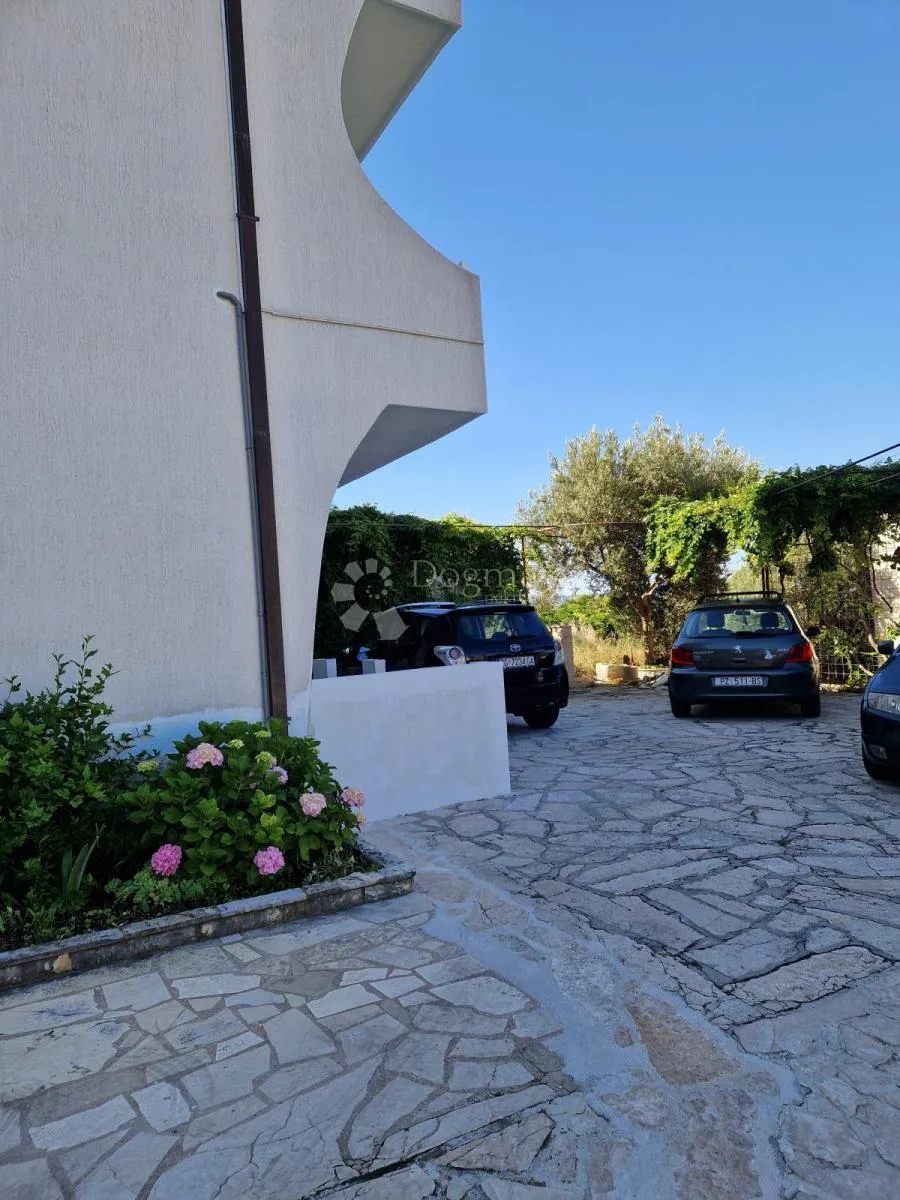 stanovi: nemira, omiš, 3x60 m2 - slika 16