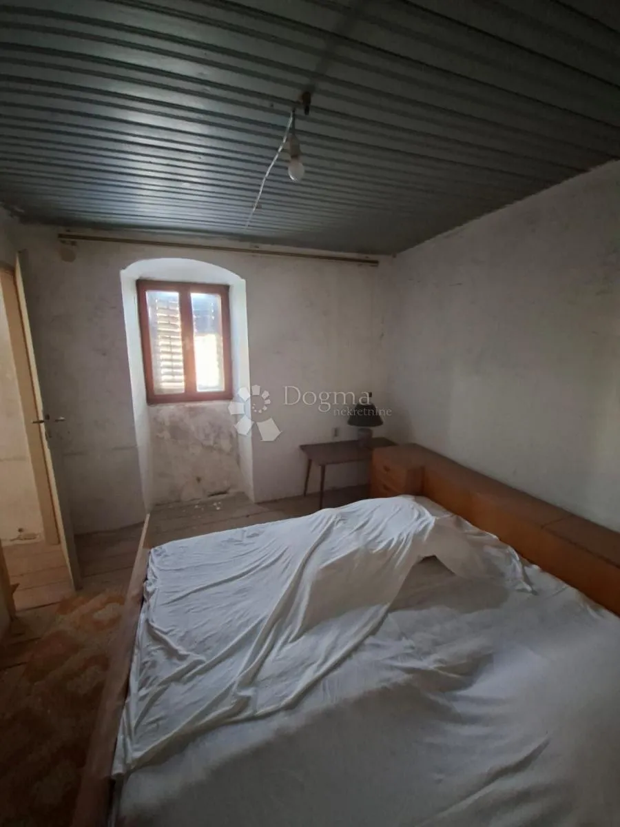brač, postira - kamena kuća 122m² - slika 5