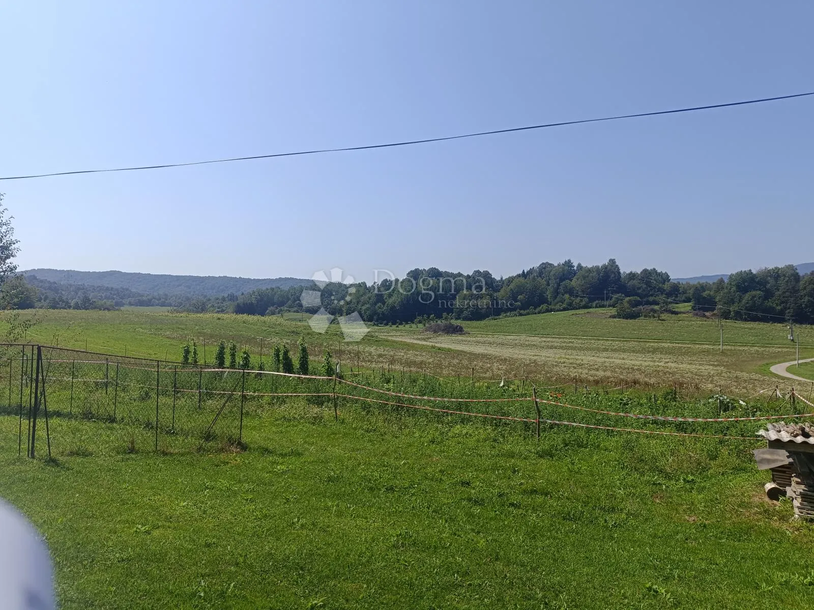 građevinsko zemljište sa puno okolnih parcela - slika 7