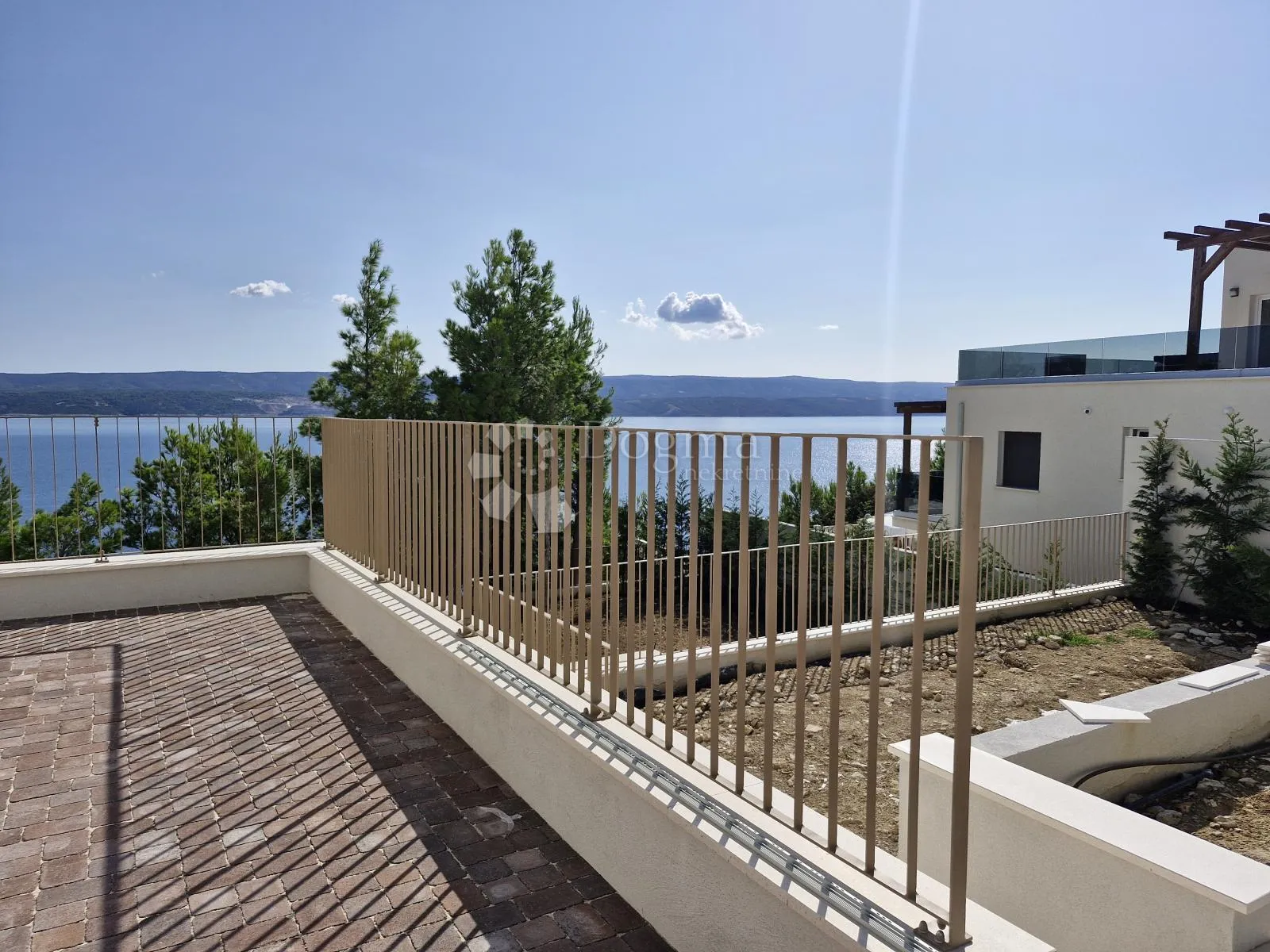mediteranski raj, luksuzna vila s bazenom i panoramom - slika 6