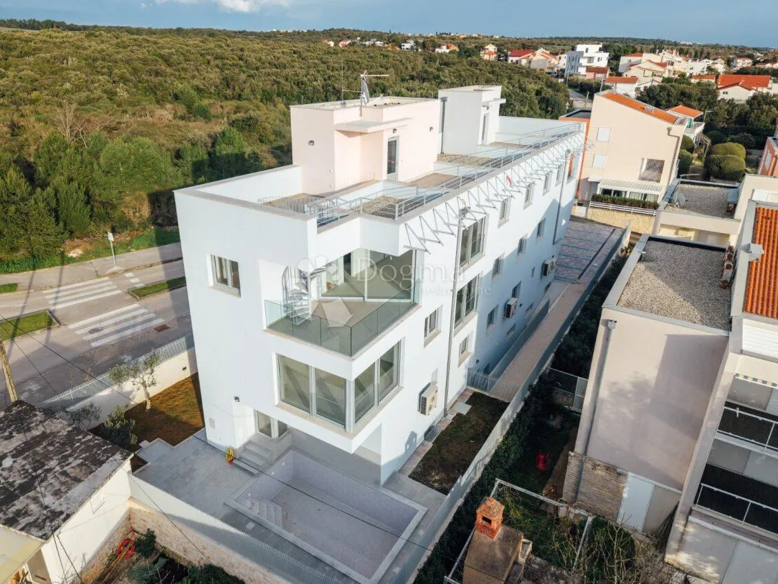 Petrčane - Zgrada U Novogradnji Sa 4 Stana, 80m Od Plaže, Pogled Na More - Petrčane, Zadar