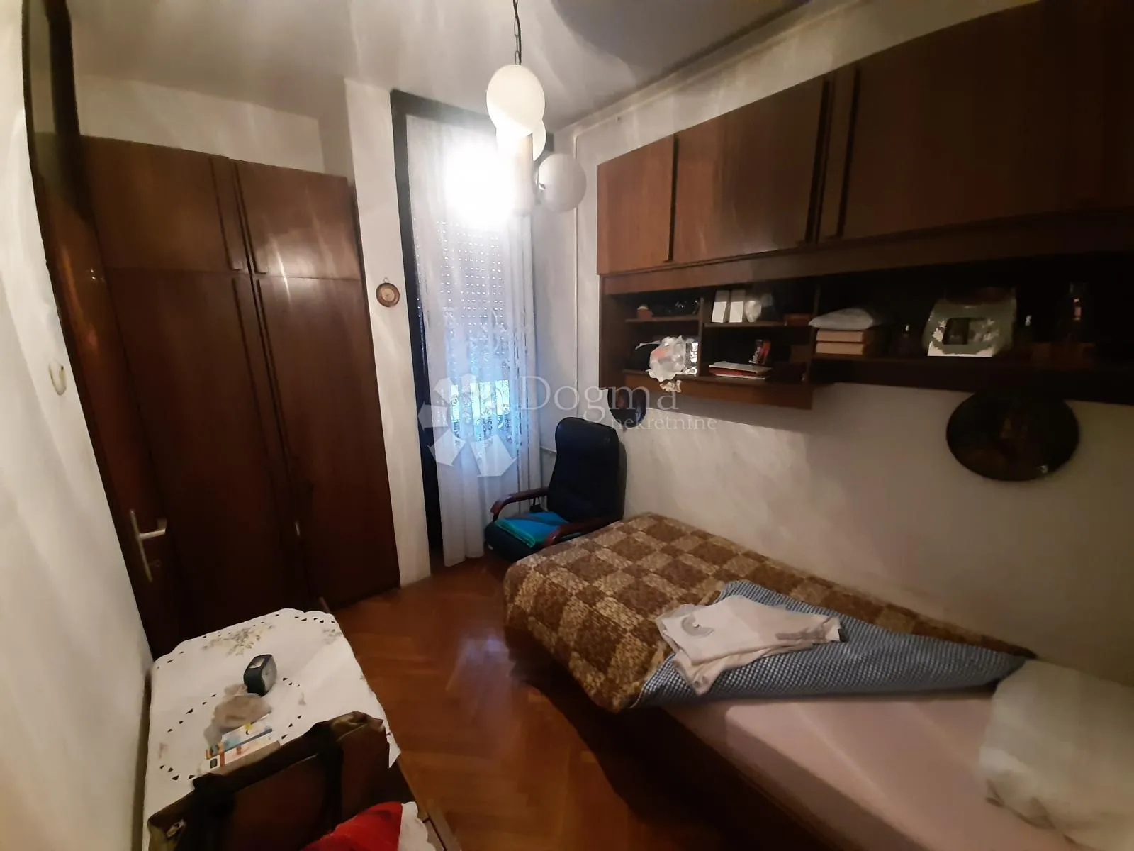 prostran trosobni stan s lođom - 77 m2 - sesvete, selčina - slika 7