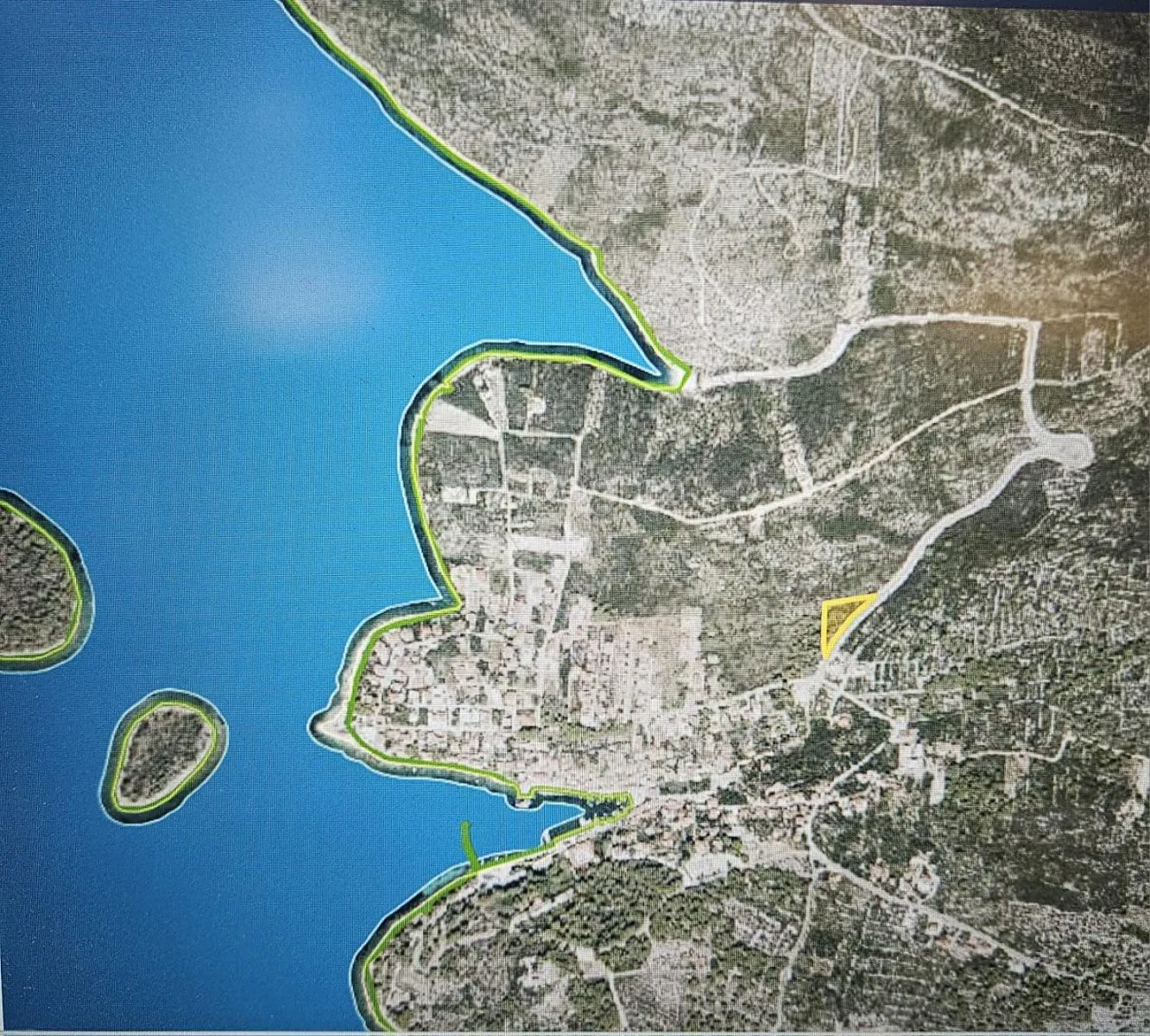 atraktivno građevinsko zemljište/otok šolta ,maslinica - slika 2