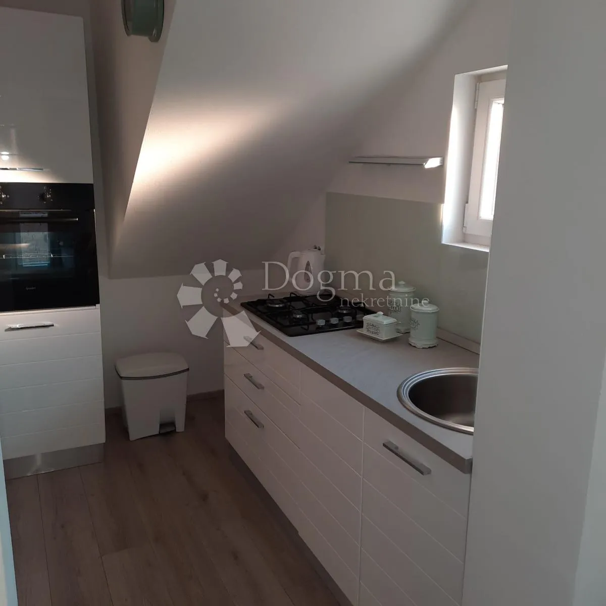 vodice, predivna kuća s pogledom na more - slika 20
