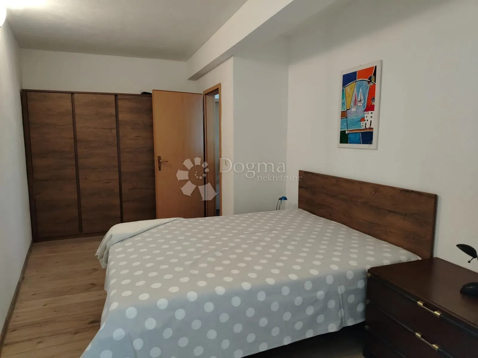 samostojeća kuća s dvorištem, samo 80 metara od mora - slika 6