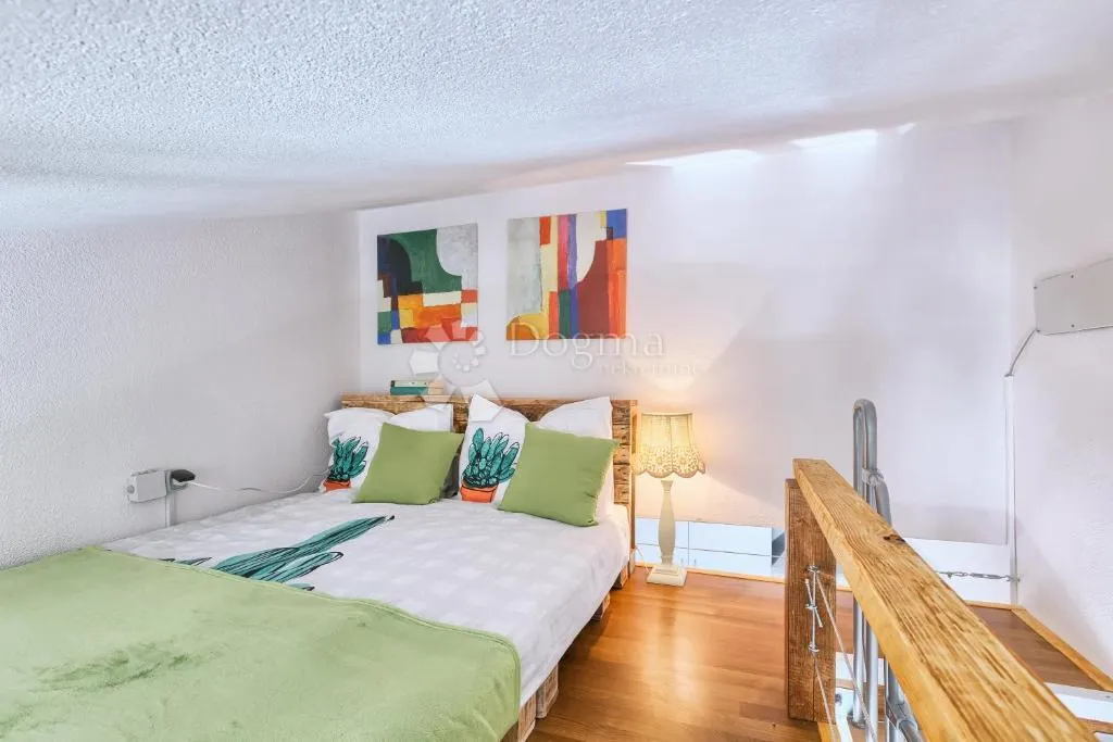 ekskluzivno! apartmanska vila u blizini mora - slika 27