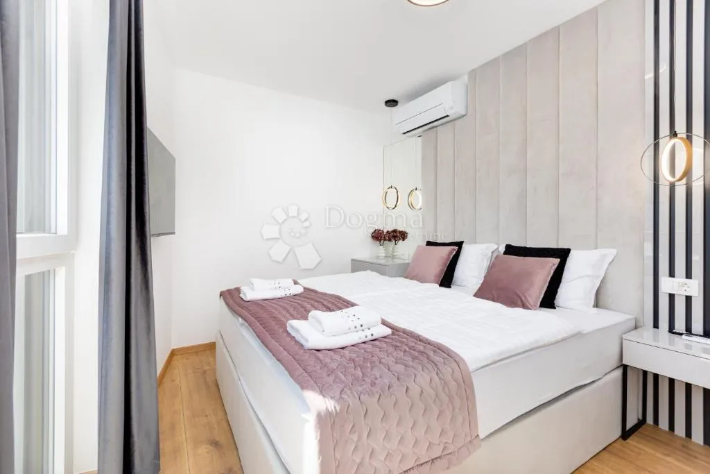 malinska - apartman s bazenom i pogledom 300m od mora - slika 7