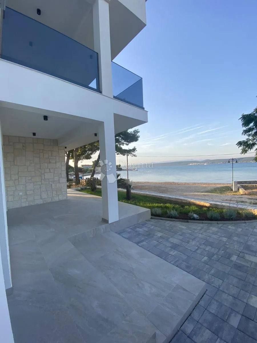 otok pašman, neviđane, apartman 1. red do mora - slika 3