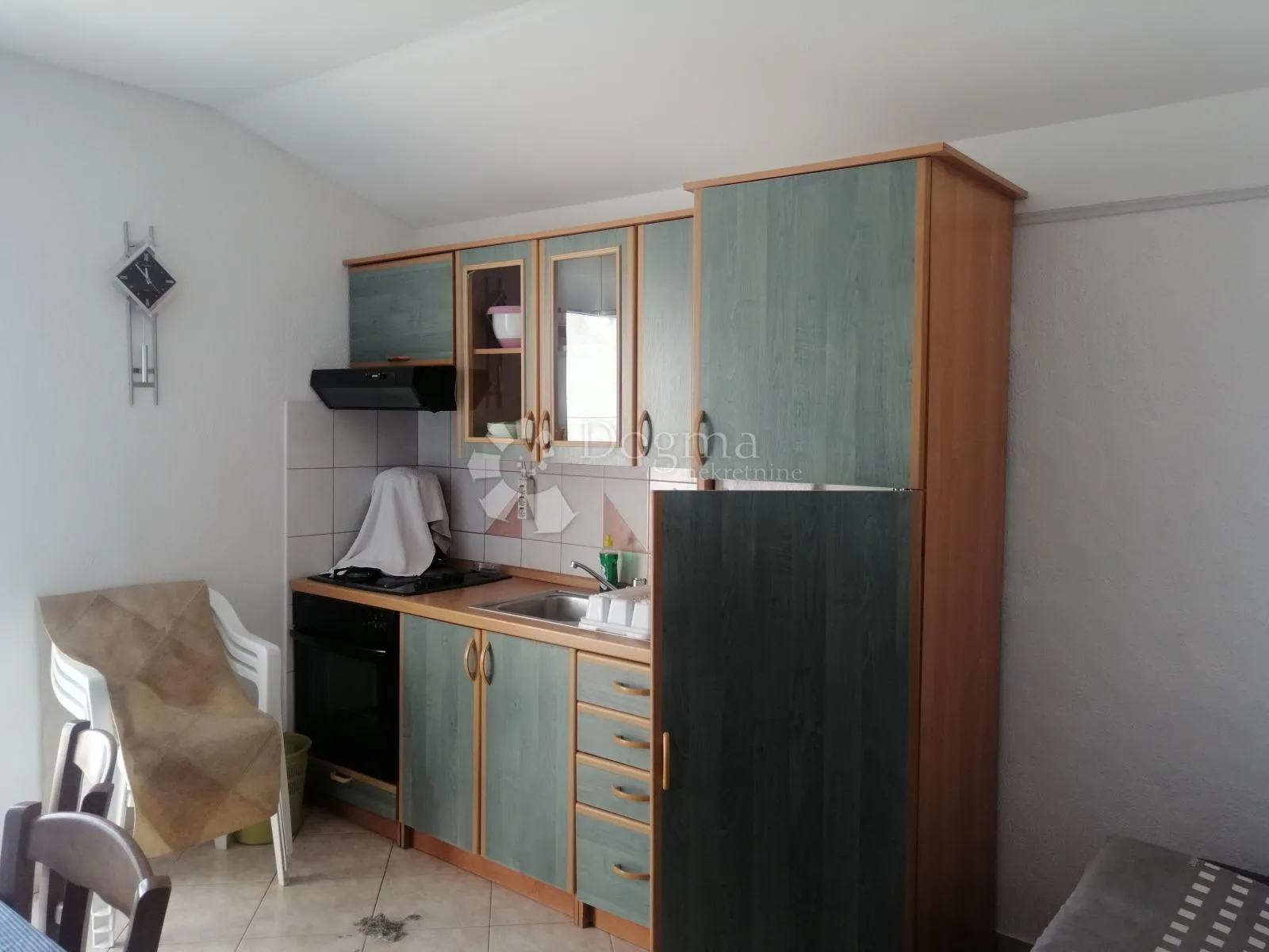 tribunj - kuća s 9 apartmana + građevinska parcela 418 m2 - slika 34