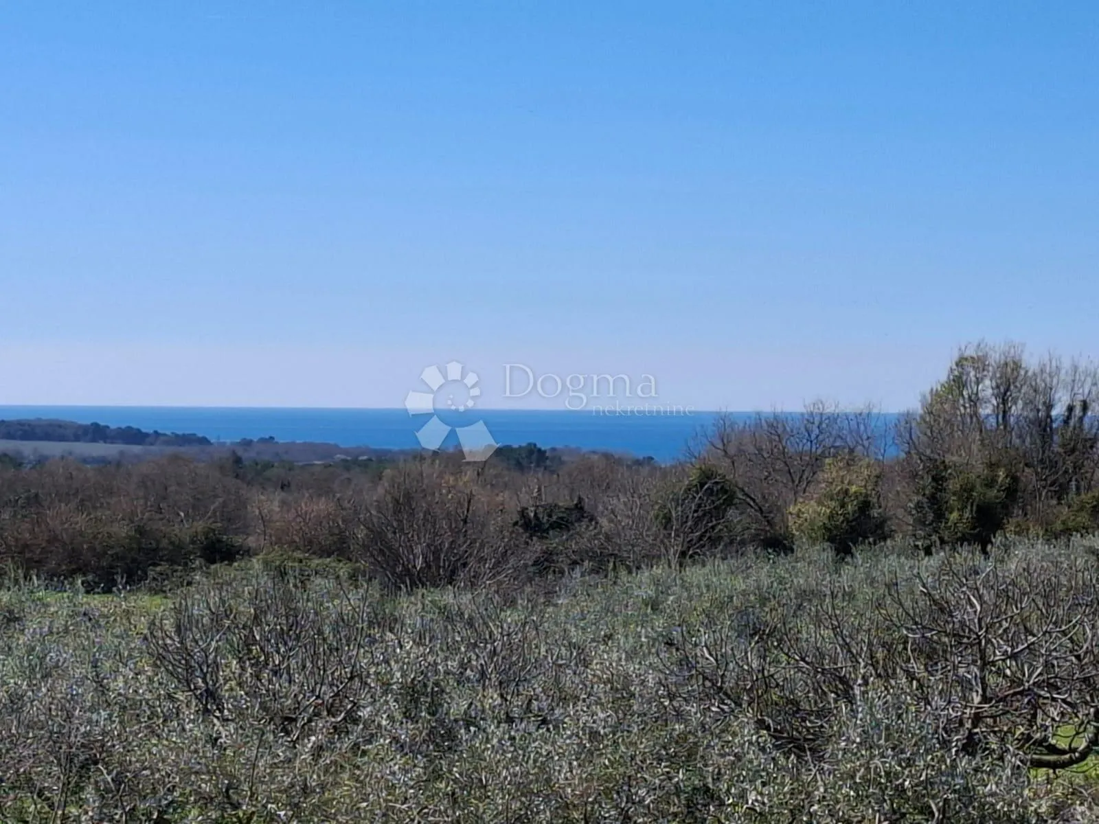 poreč (okolica) - luksuzna vila s otvorenim pogledom na more - slika 48
