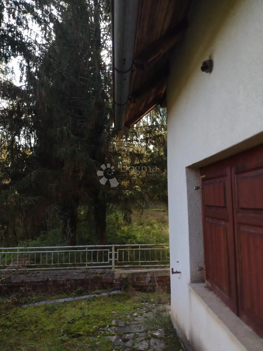 vikendica bez susjeda, bunar - slika 16