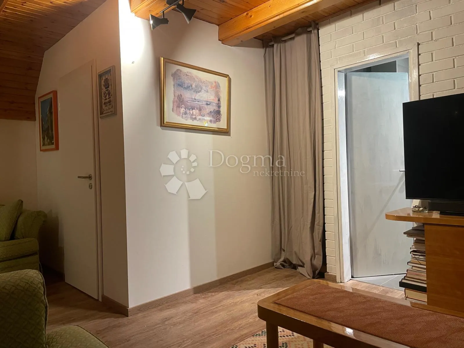 klijet s vinogradom i voćnjakom, 3814m2 - slika 5