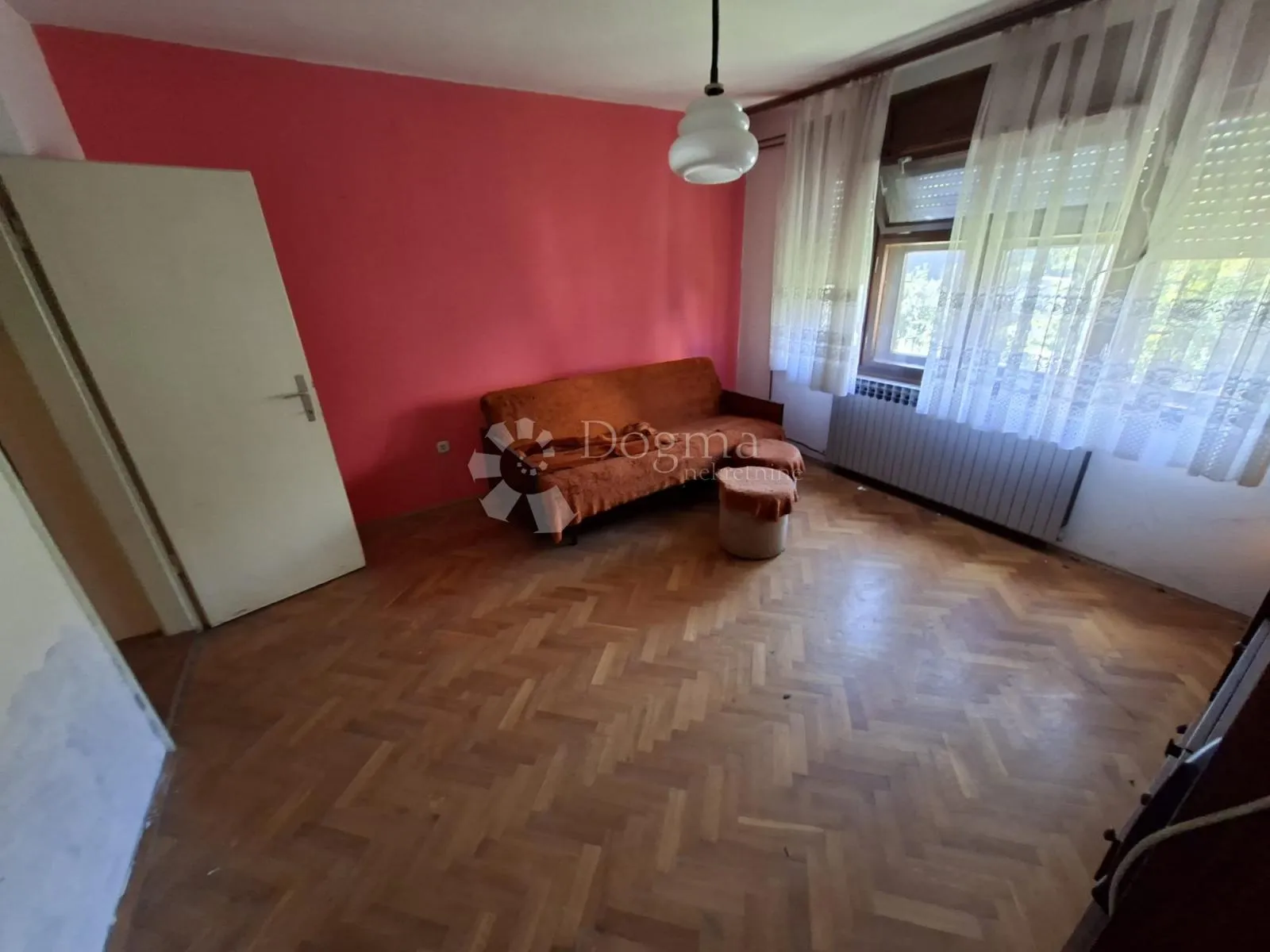 kuća 3 stana kustošija - slika 2