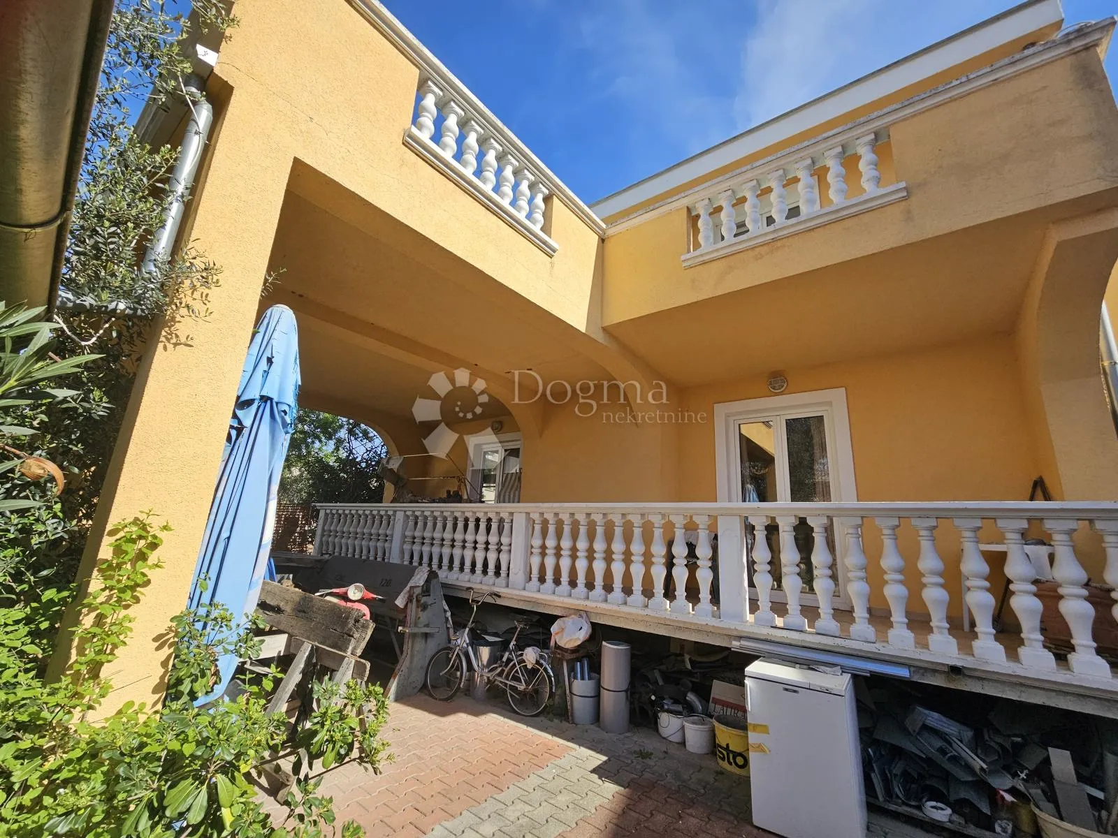 apartmanska kuća u pakoštanima - slika 7