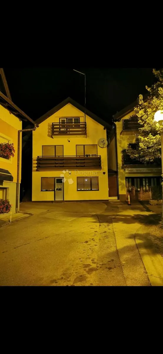 kuća u strogom centru marije bistrice – vrhunska prilika za vjerski turizam, apartmane ili obiteljski dom - slika 3