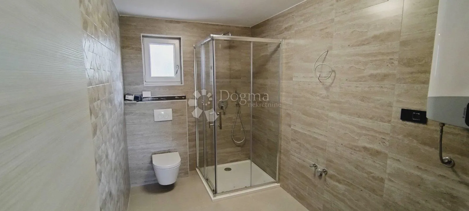 malinska - dva apartmana s okućnicom - slika 14