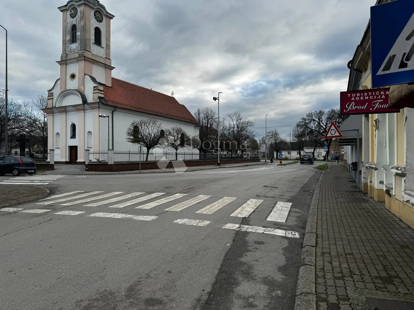odličan poslovni prostor u sl.brodu! - slika 2