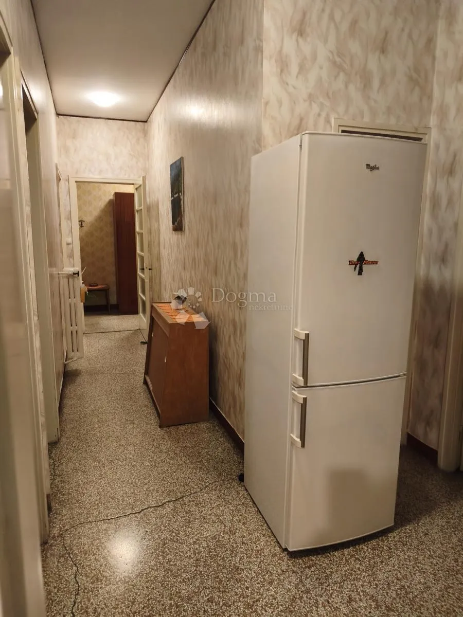škurinje stan 99.11m2 sa dva balkona - slika 9