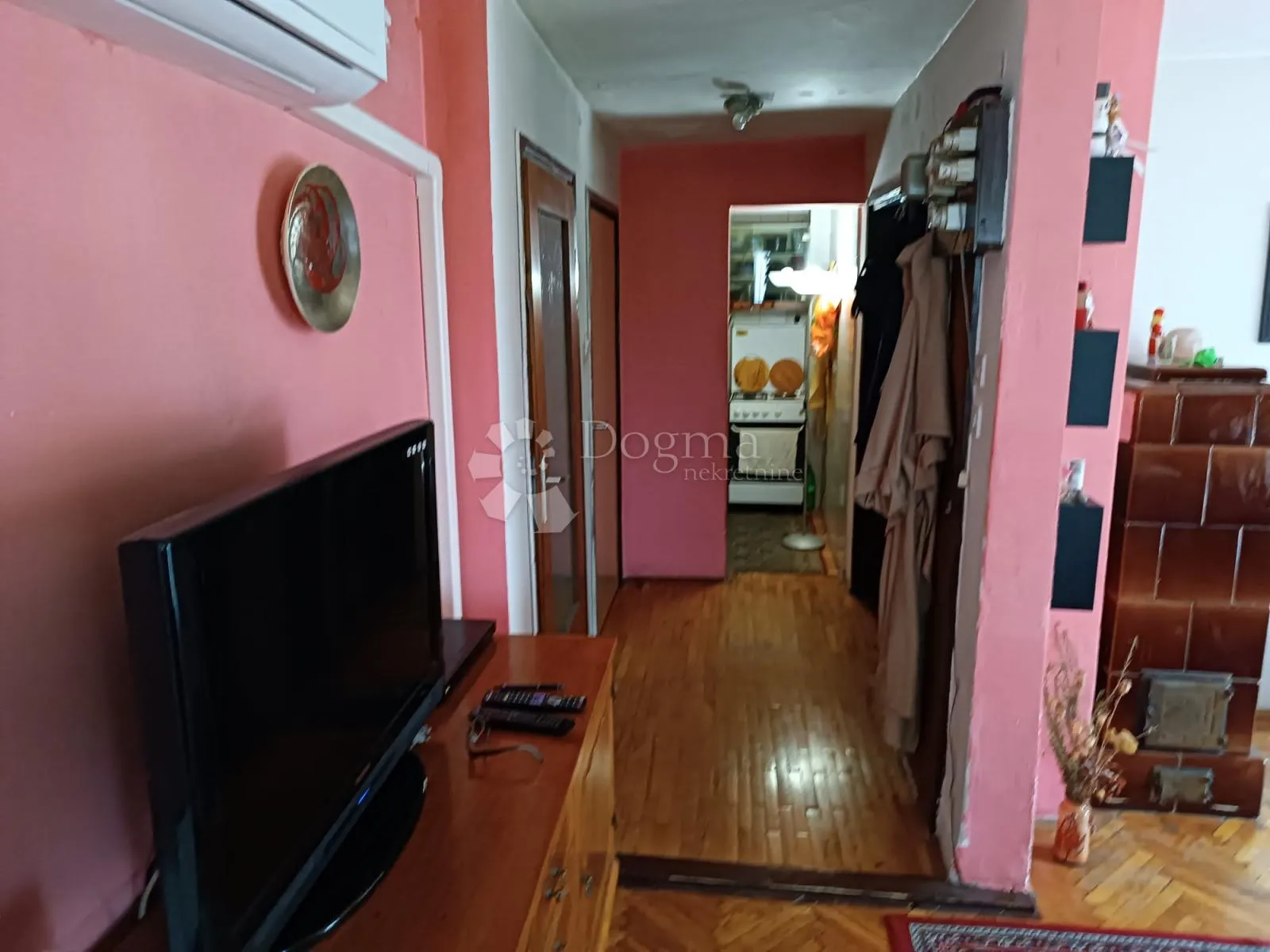 stan vrapče 2460€ m2 - slika 7