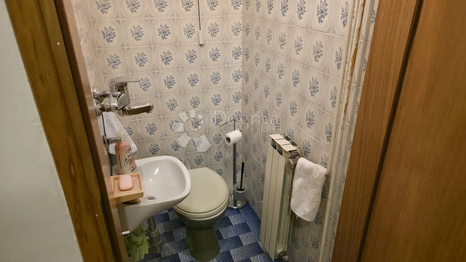 prodaja obiteljske kuće, bjelovar, odlična lokacija! - slika 24