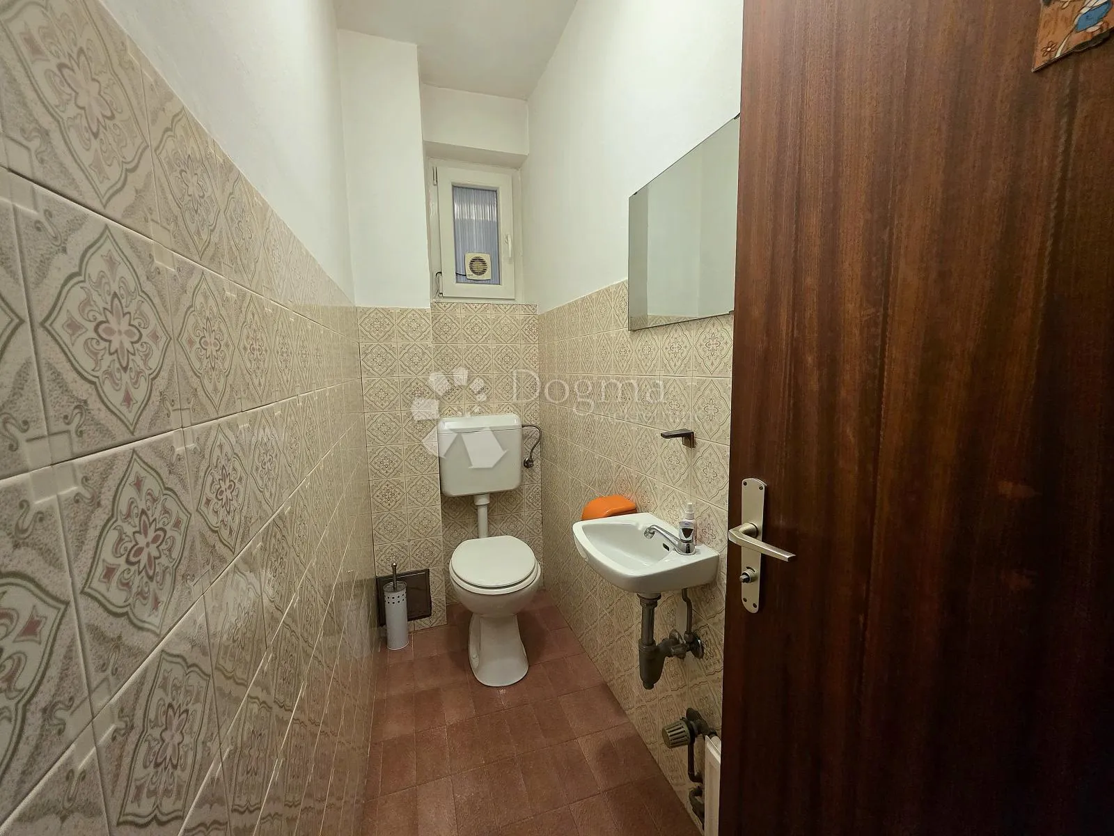 prodaja, kuća, karlovac, nkp 304m², švarča - slika 11