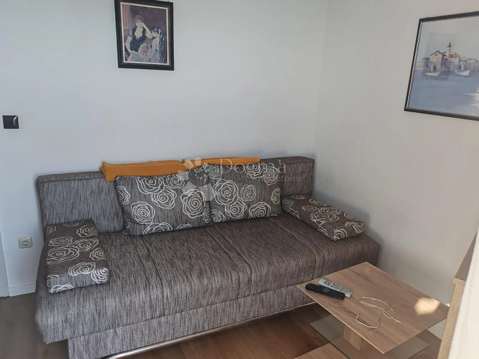 srima - atraktivna kuća u prvom redu do plaže s predivnim vrtom - slika 25