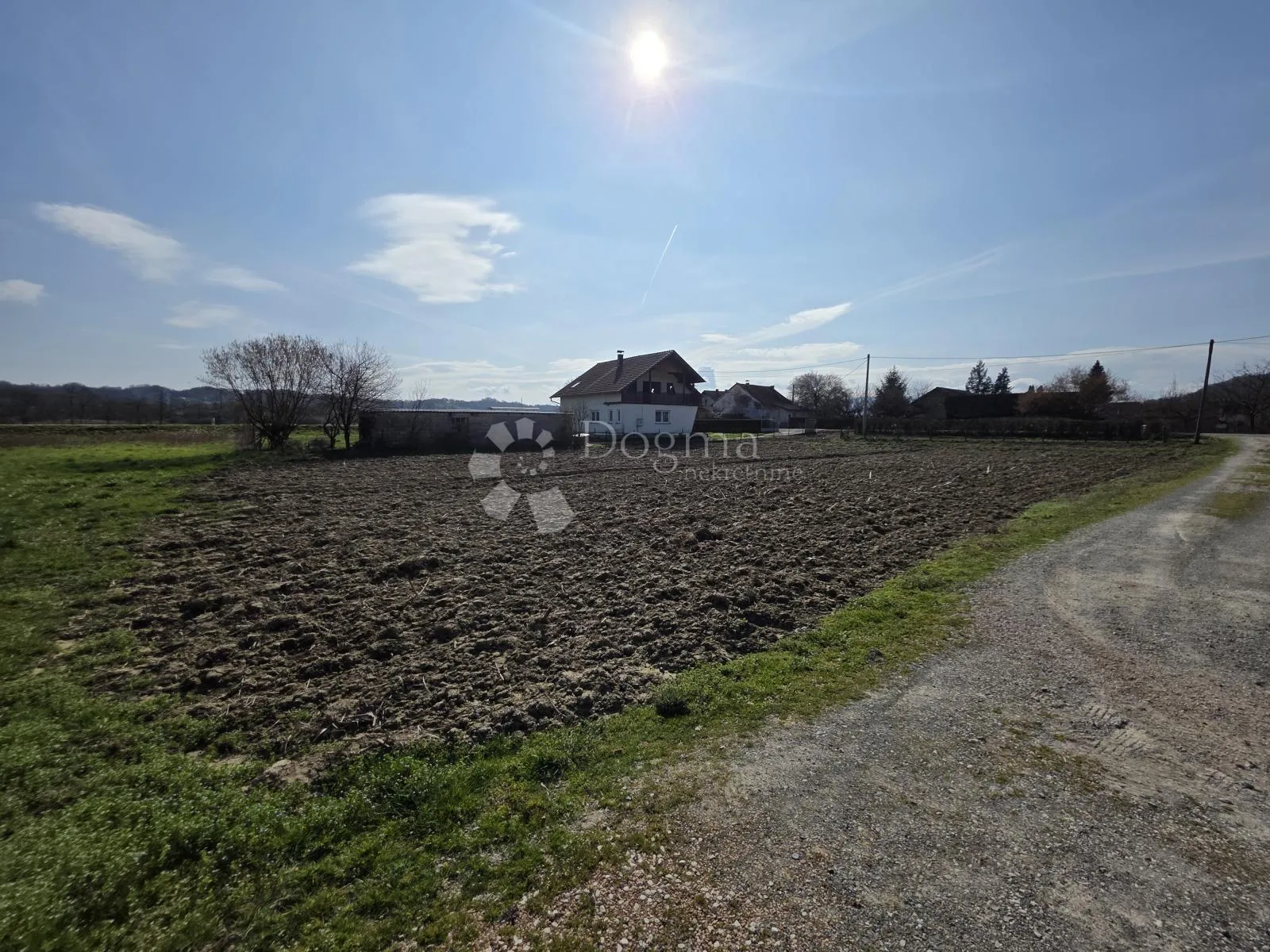 izvrsno građevinsko zemljište 1.248m² u blizini zaboka - slika 7