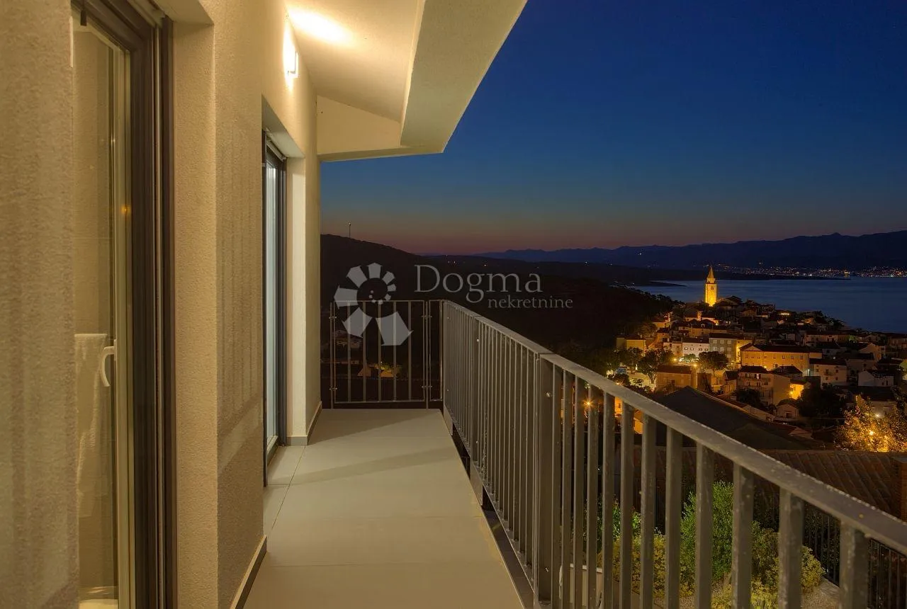 vrbnik, krk – kuća s očaravajućim panoramskim pogledom na more - slika 30