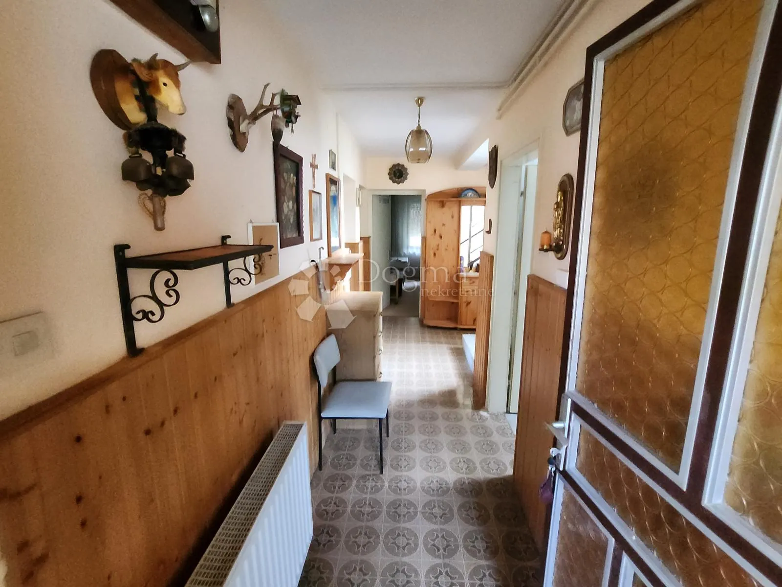 kuća 218m² sa pomoćnim objektima u mirnom mjestu nadomak zlatara - slika 12