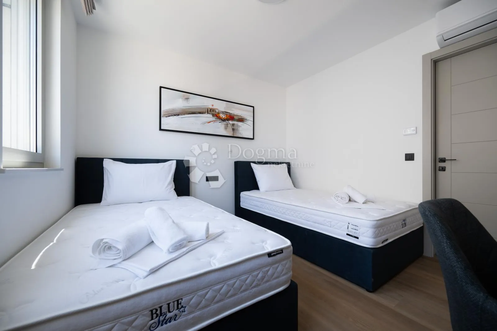 moderna luksuzna vila s bazenom, duplex ,namješteno!! - slika 16