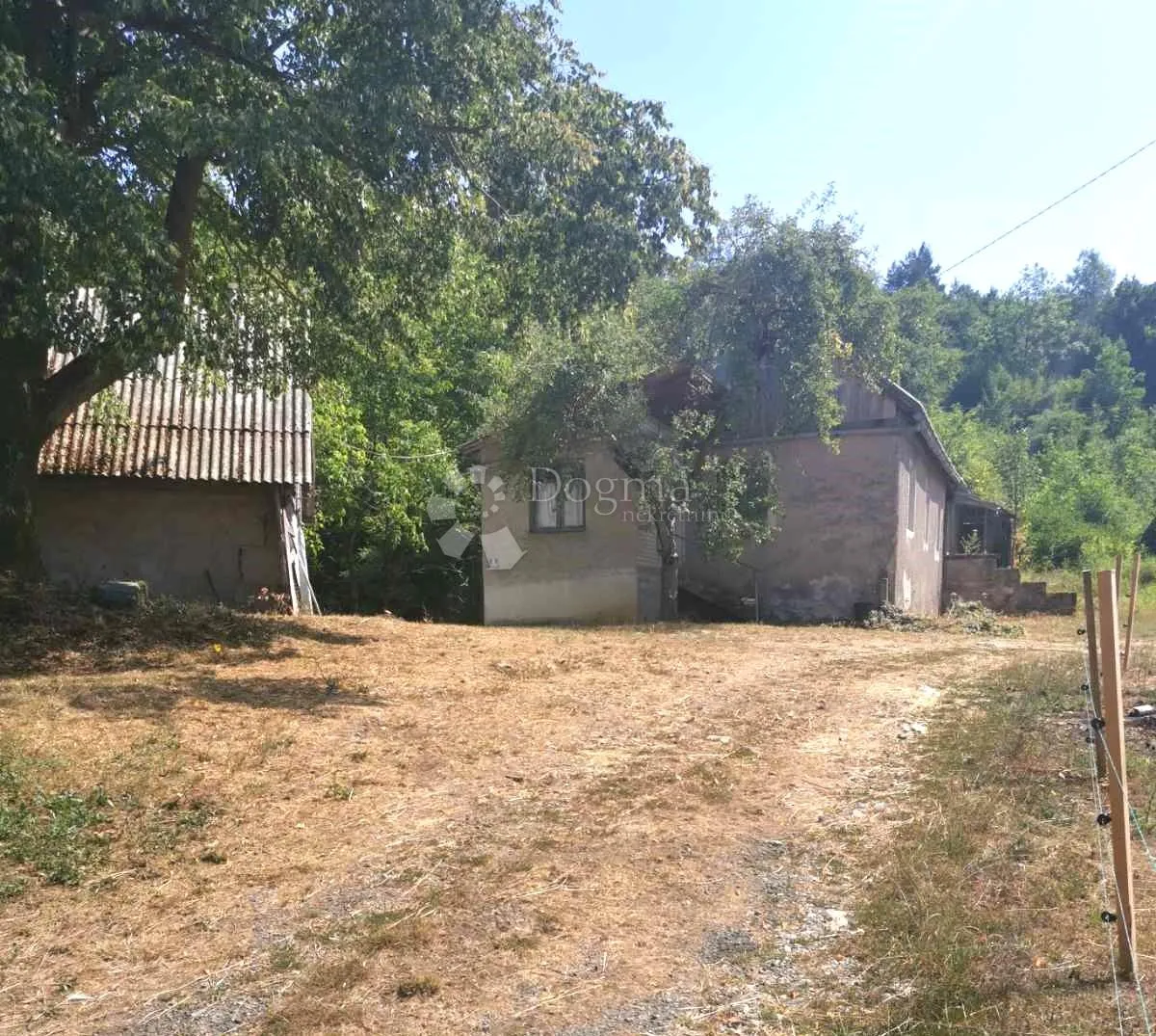 stara kuća u drežnici - slika 4