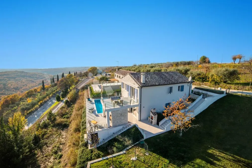 buje - moderna vila s 4 spavaće sobe i prekrasnim pogledom - slika 26