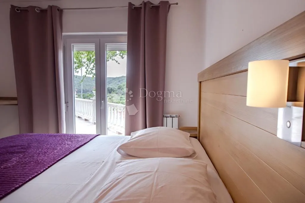 luksuzna etaža na traženoj lokaciji - slika 15