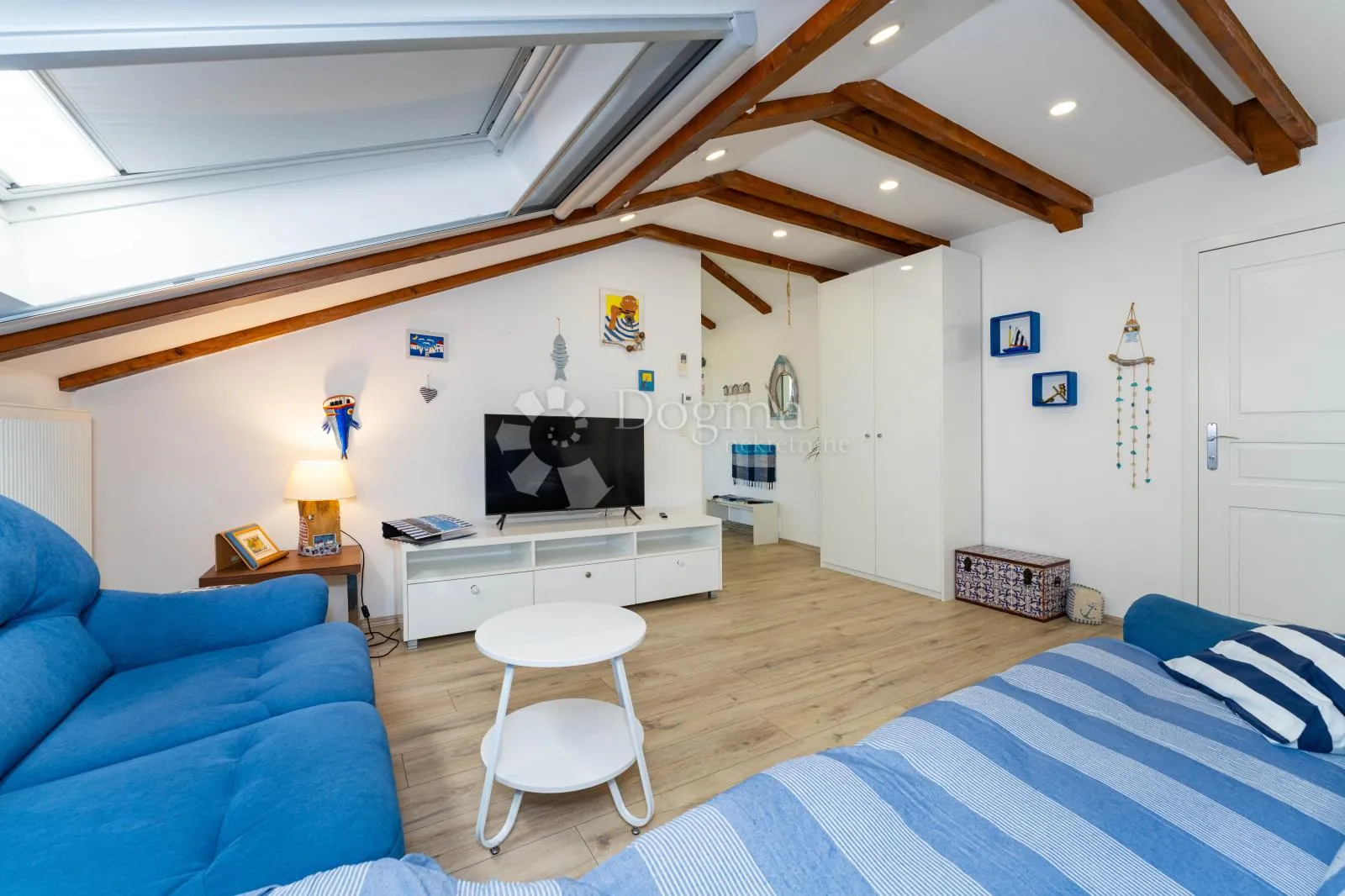 zaton-nin,luksuzna apartmanska kuća uz plažu,3 apartmana,pogled na more - slika 83