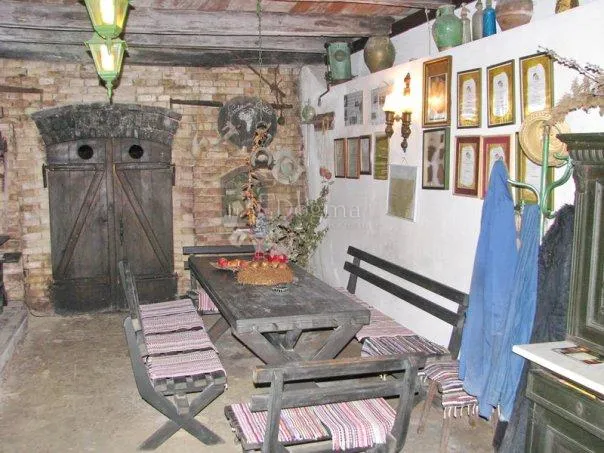 baranjski vinski dragulj-autentični podrum u srcu zmajevca - slika 9