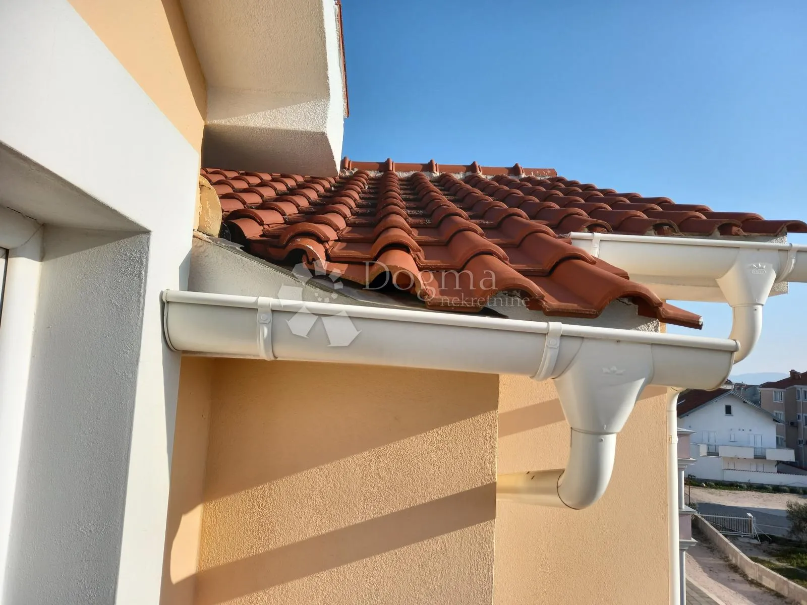 vodice - kuća 800 m2 odlična prilika - slika 48