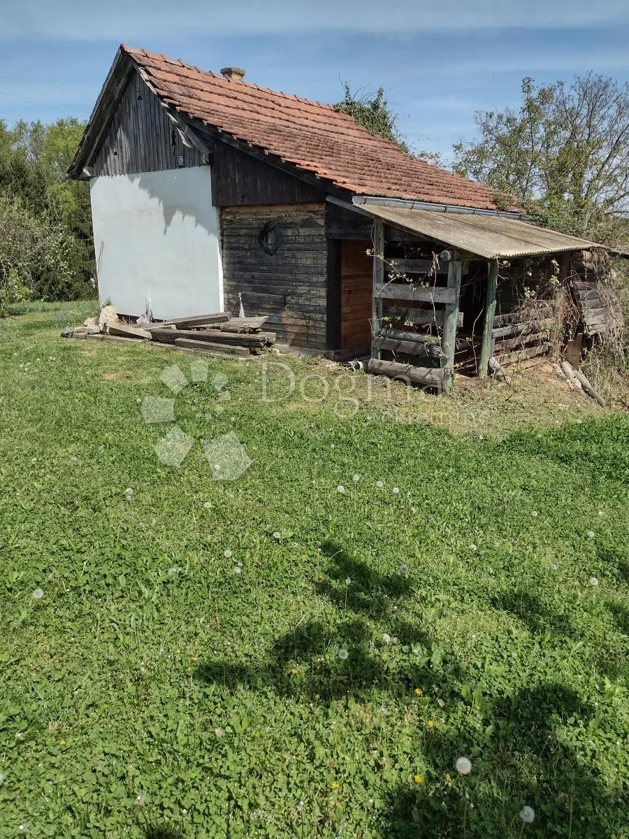 klet u vikend naselju, voćnjak - slika 8
