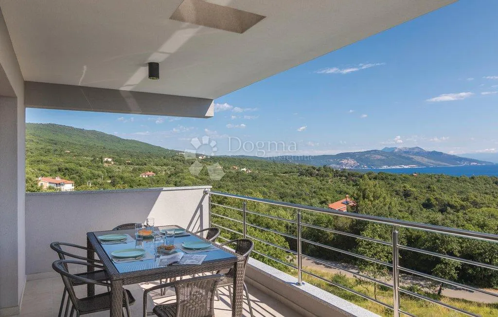 samostojeća kuća sa 2 luksuzna stana, pogled more! labin, okolica - slika 13