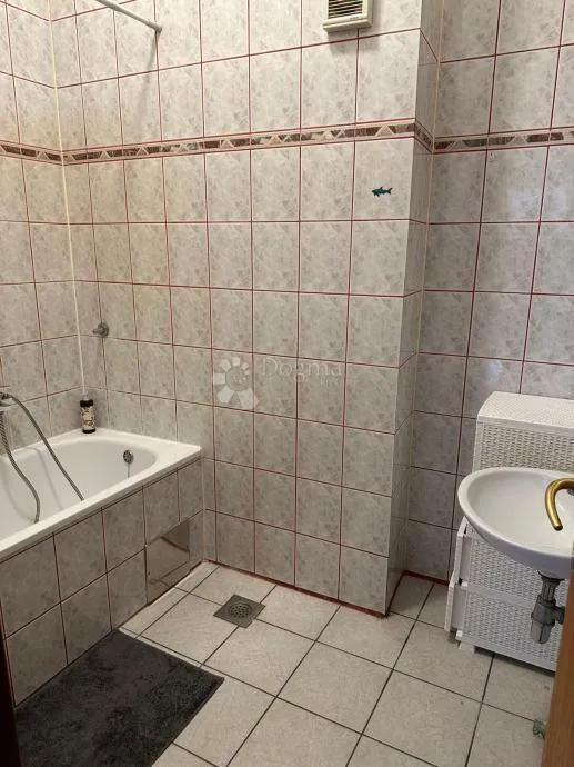 poljanice – prostran stan 86 m² s dvije terase - slika 11