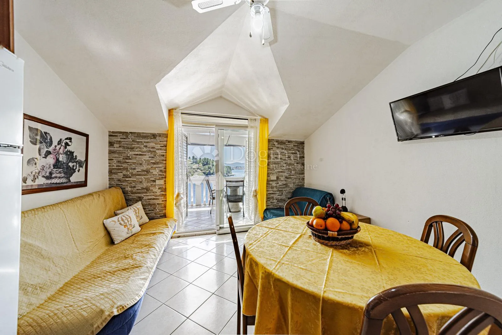 prvi red do mora: samoodrživa apartmanska vila s uhodanim poslovanjem – vela luka, korčula - slika 101