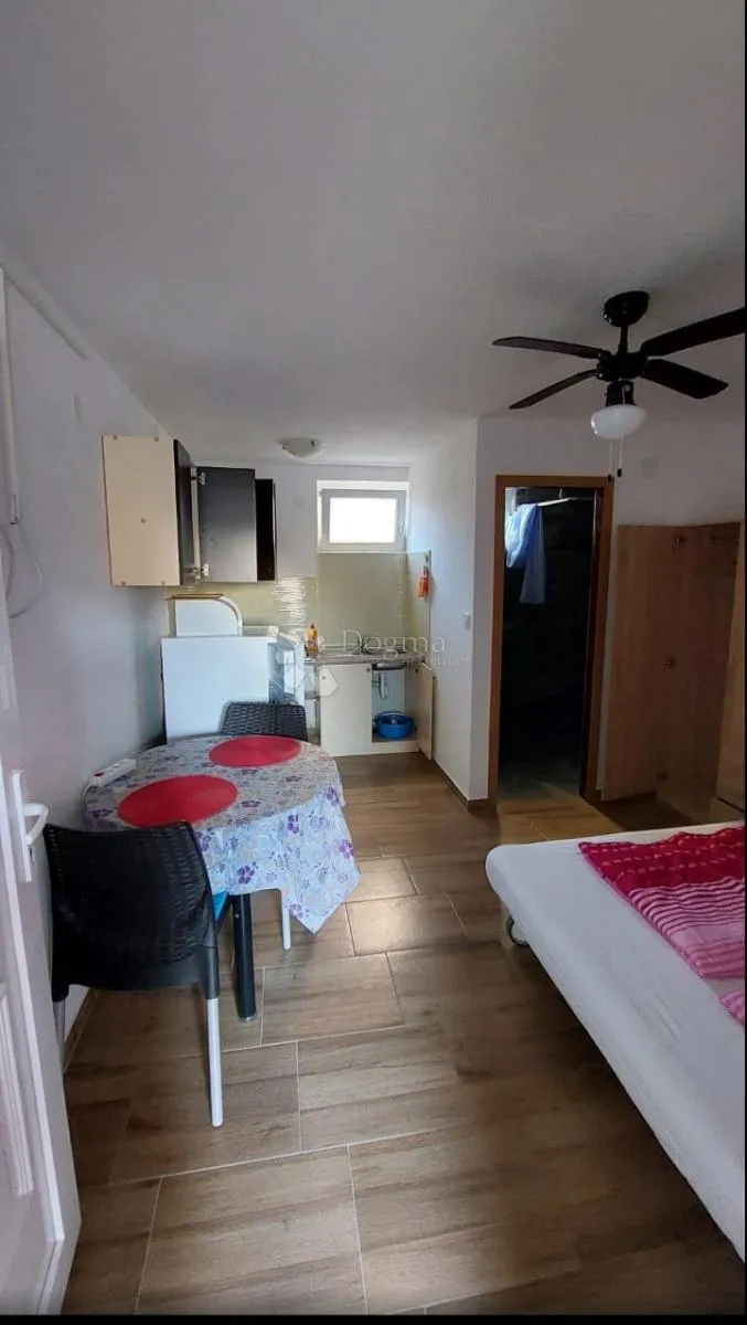apartman na viru - slika 44