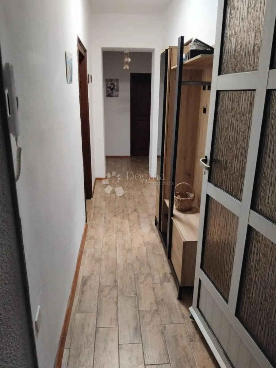 komforan stan u kostreni sa uključenim režijama u cijeni - slika 9