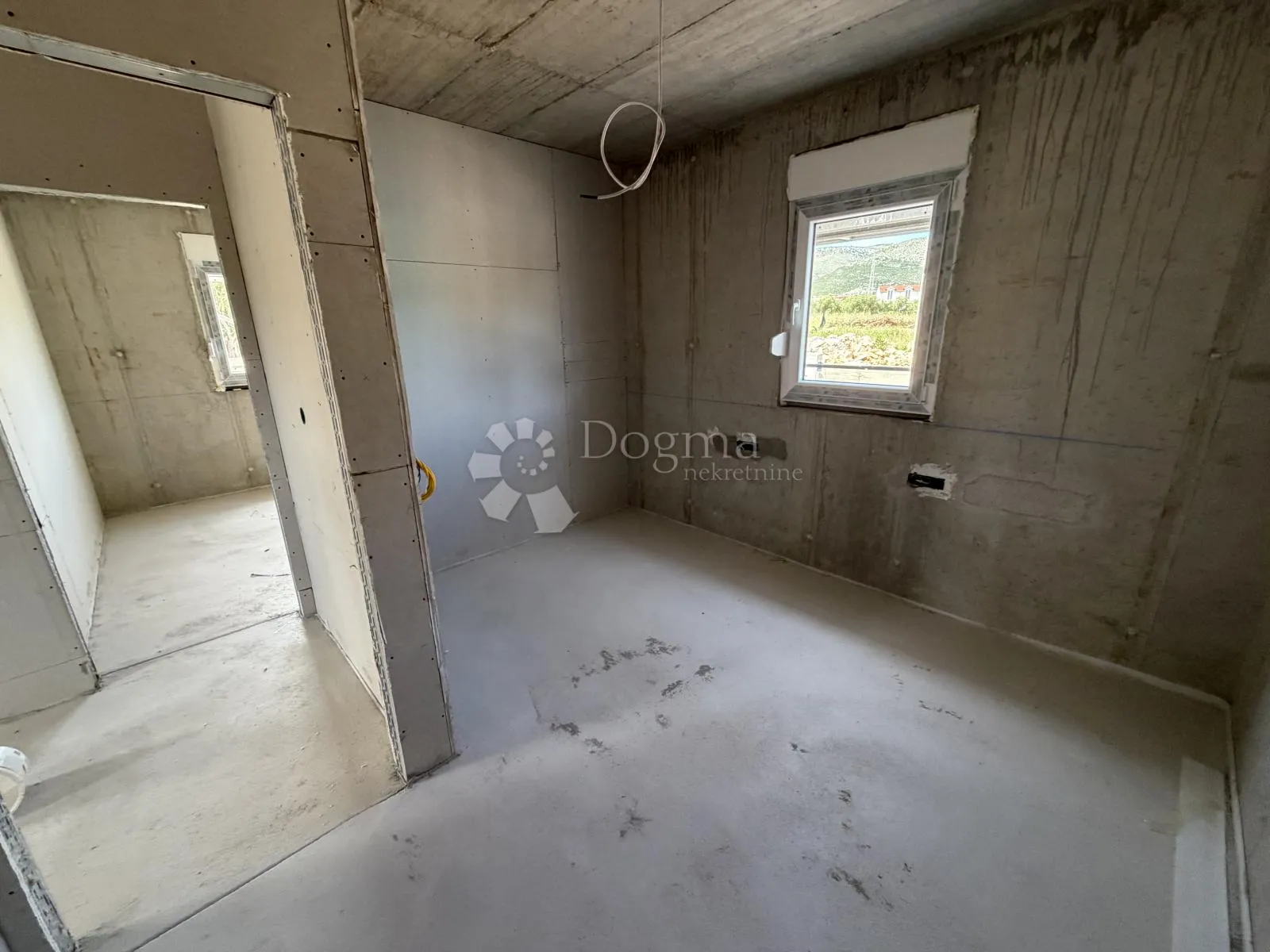 novo! dvosoban penthouse s velikom krovnom terasom s5 – plano, trogir - slika 9