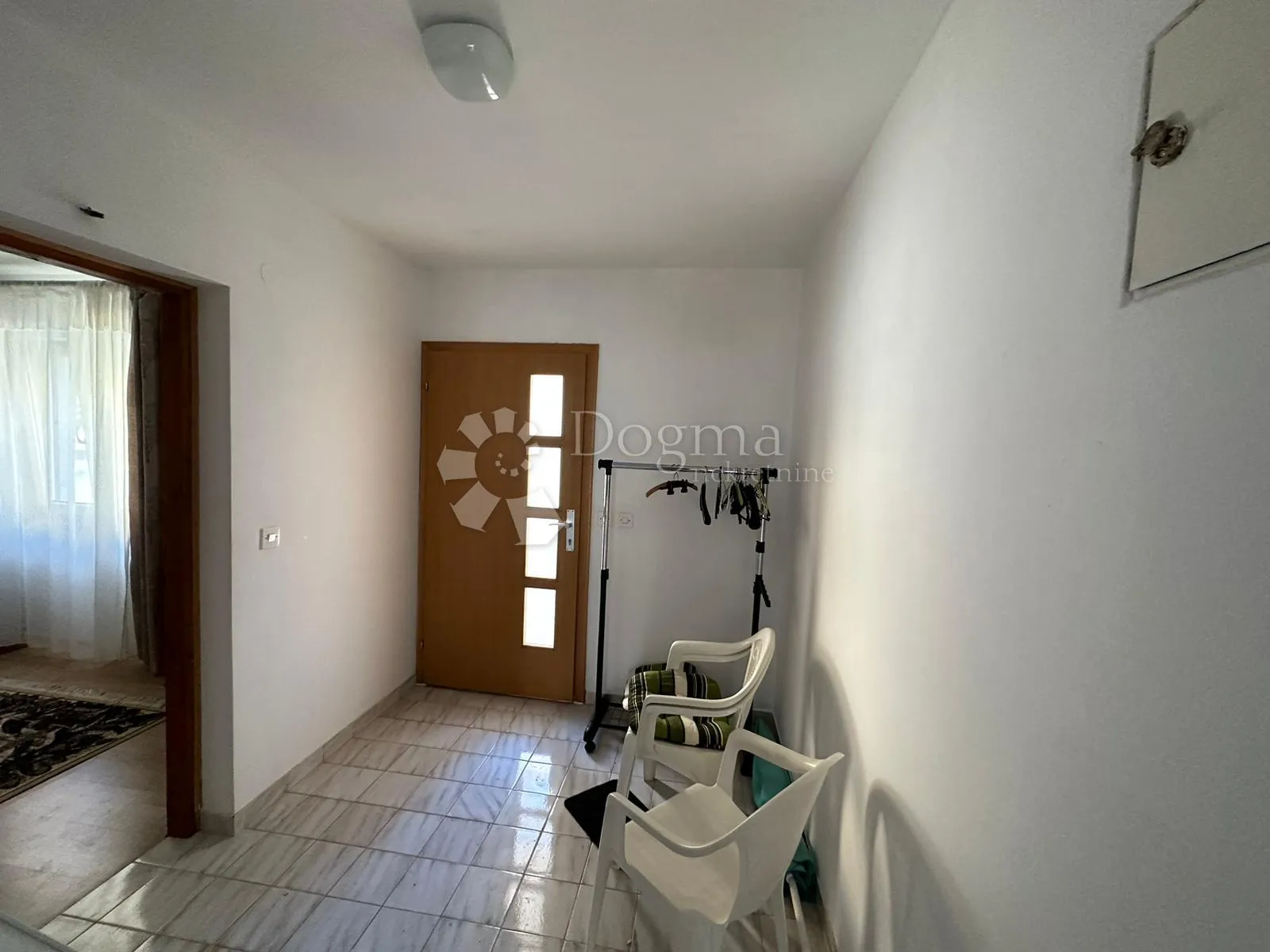 apartmanska kuća na 50 metara do mora - slika 41