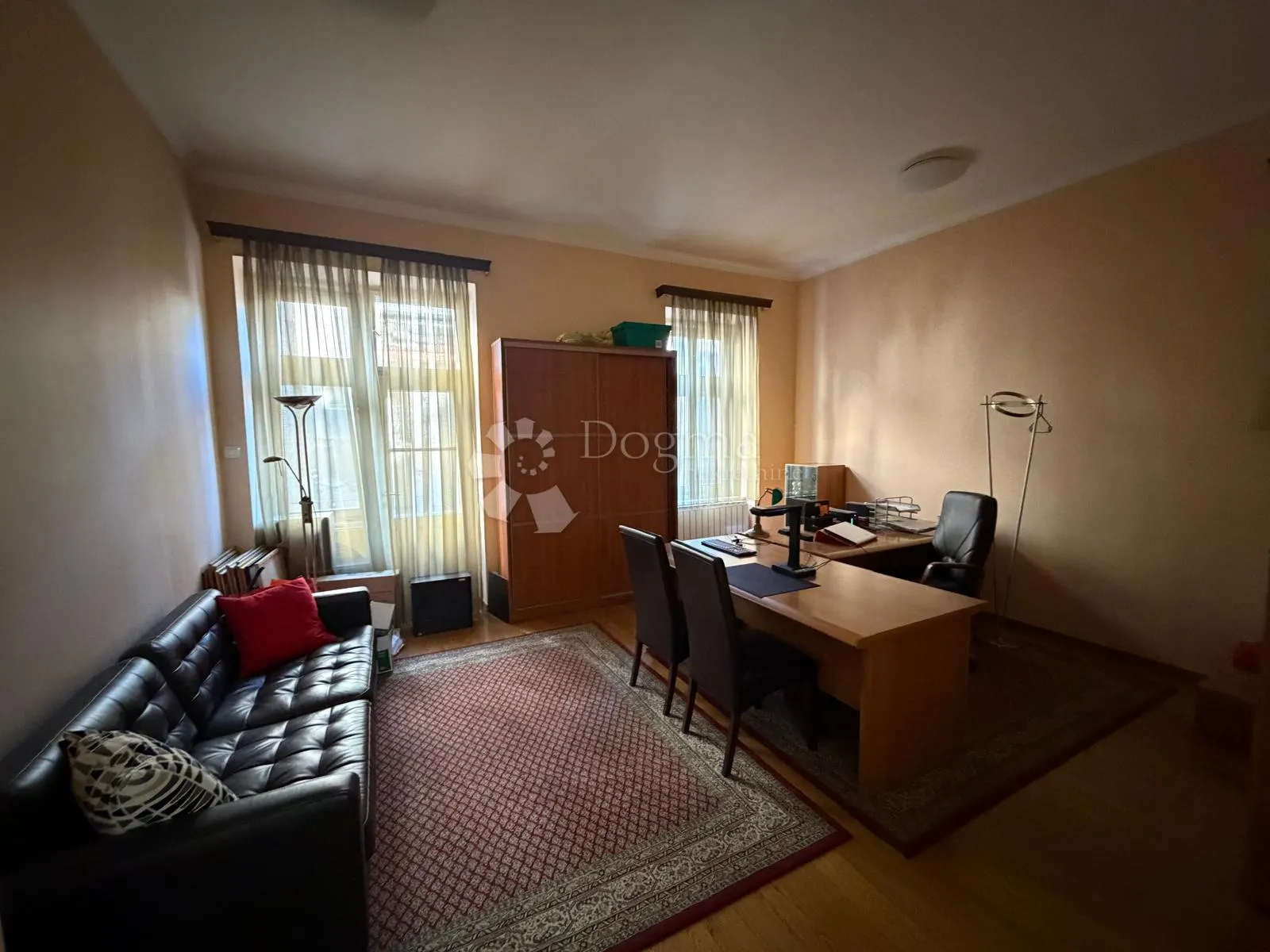luksuzan 5-sobni stan 180 m², trg mažuranića - slika 8