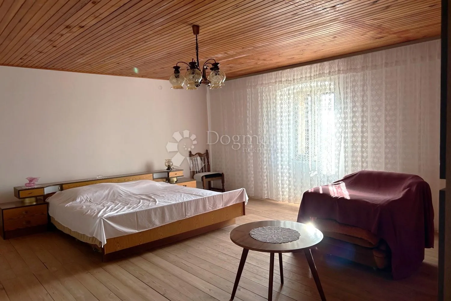 vodnjan – kamena kuća s pomoćnom zgradom, velika parcela, maslinik - slika 15