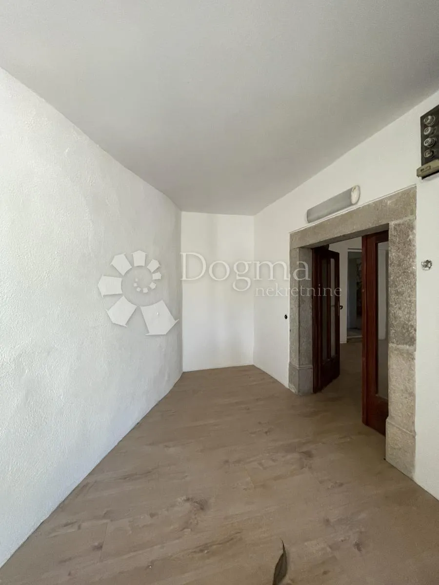 rijetkost! povoljan apartman u bribiru - slika 9