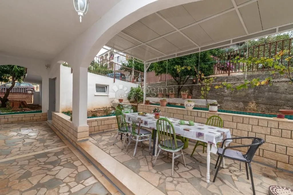 kuća mastrinka trogir hitno - slika 10