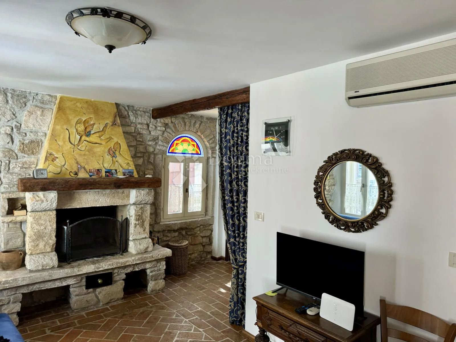 rovinj - kuća sa šest apartmana u srcu starog grada - slika 14